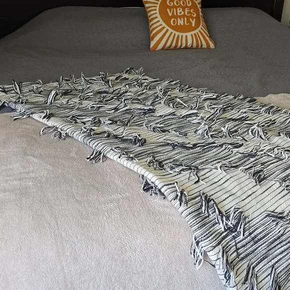Anthropologie Boho 100% Cotton Fringe Throw| NWOT - Picture 5 of 9